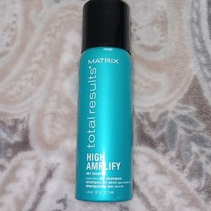 MATRIX TOTAL RESULTS HIGH AMPLIFY DRY SHAMPOO